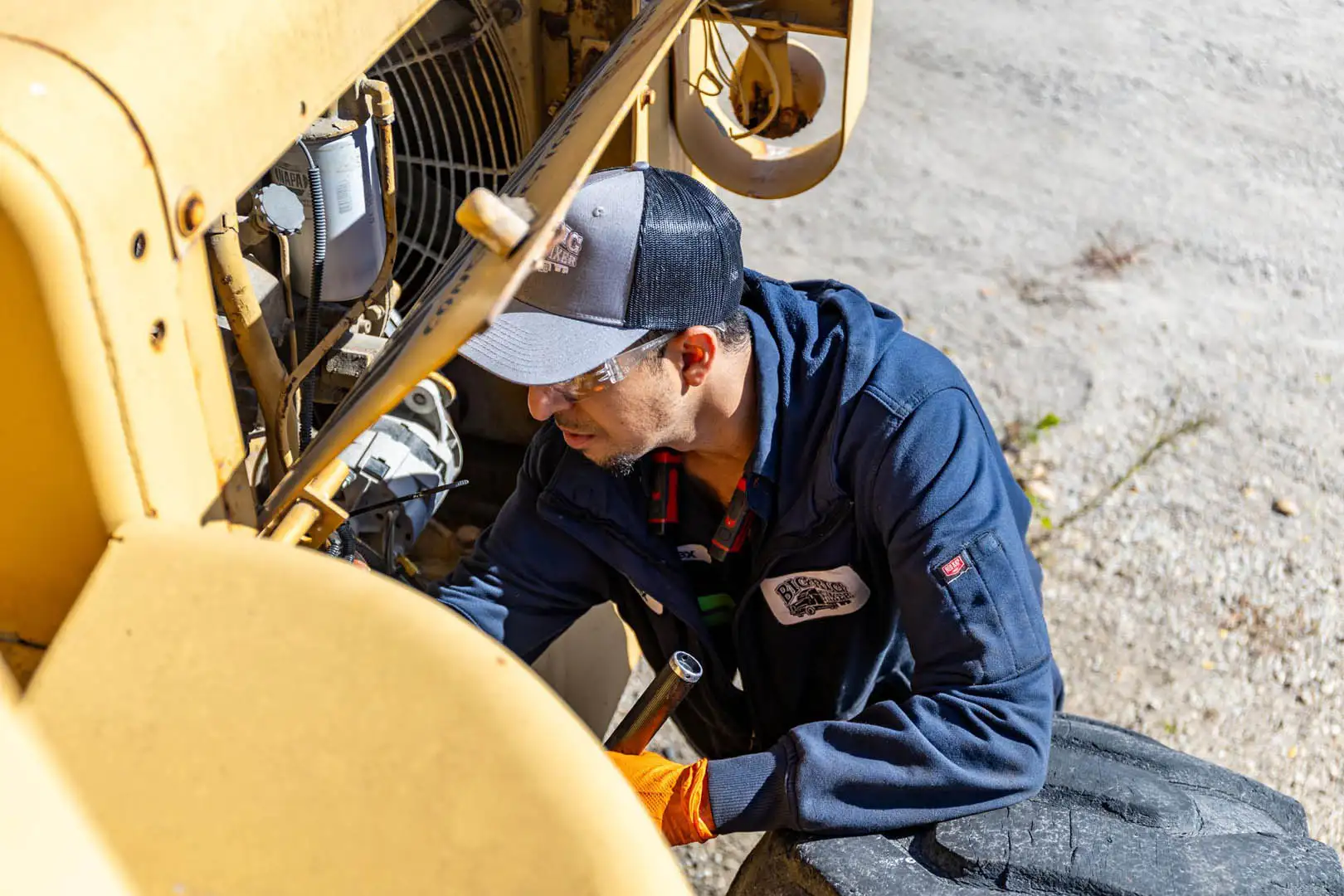 Big Rig Fixer technician at work in the shop